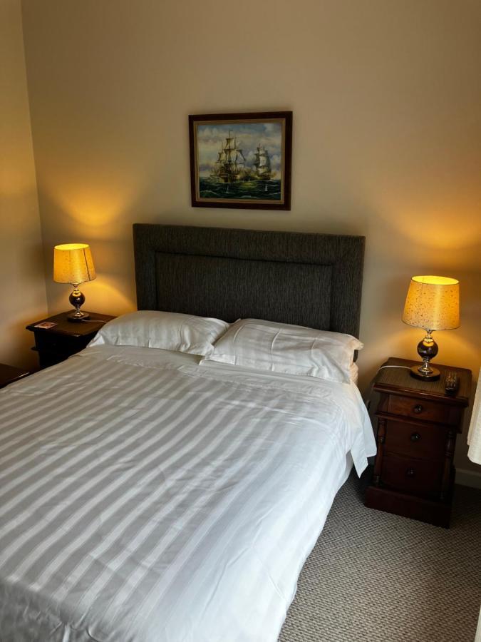 Palmgrove Bed & Breakfast Листоуел Екстериор снимка